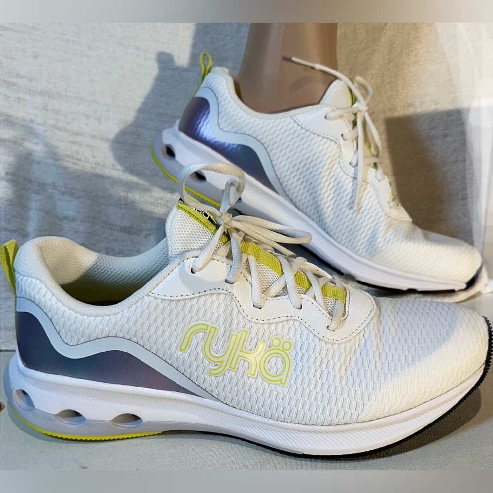 RYKA “ACCELERATE” RE-ZORB LITE WOMENS WALKING SNEAKERS